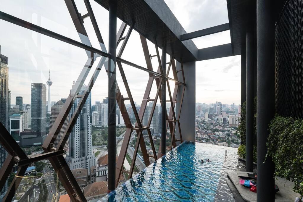 Klcc Musicalsty5Pax At Scarletzsuites Kuala Lumpur Extérieur photo